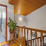 Gorgeous In With House Sea View *