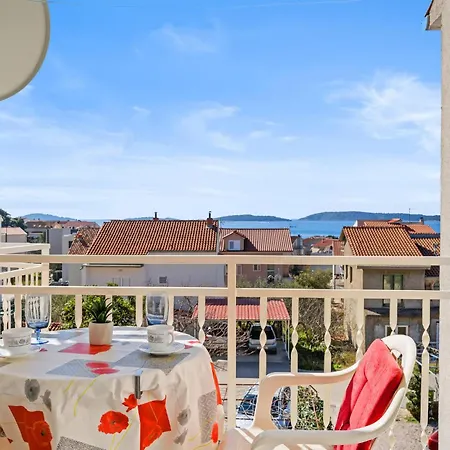 Amazing In With Wifi Apartament Szybenik