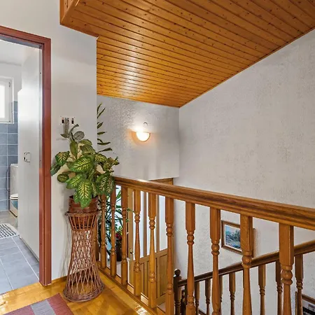 2 Bedroom Beautiful In *