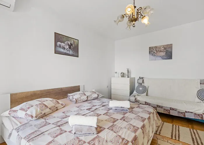 Stunning In With Wifi Šibenik