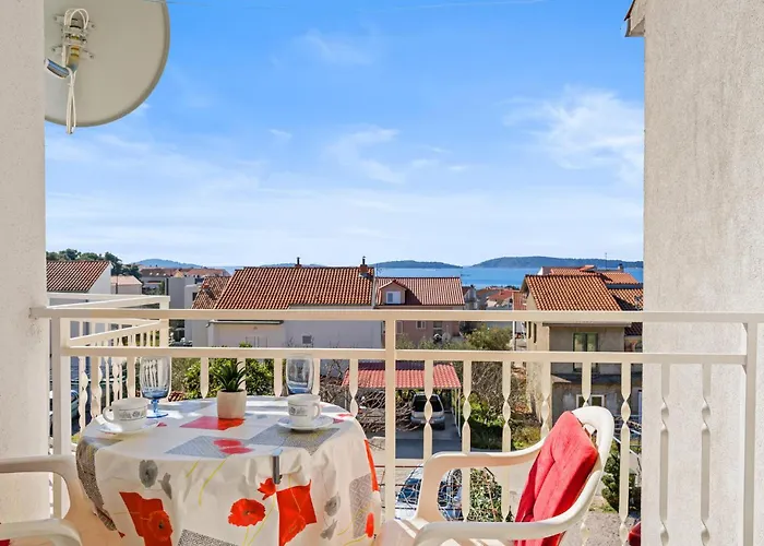 Stunning In With Wifi Appartement Šibenik